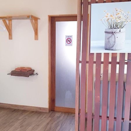 Little Guest House Hotel Csiangmaj Szoba fotó