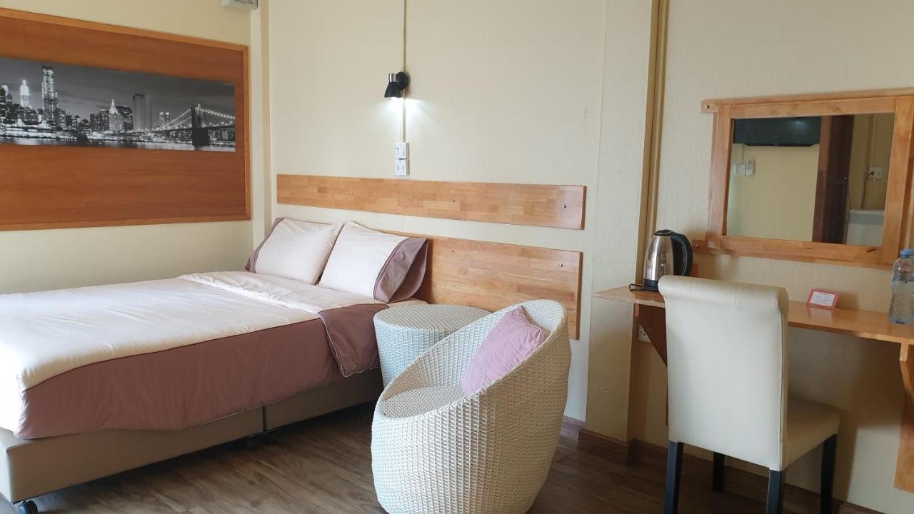 Little Guest House Hotel Csiangmaj Kültér fotó