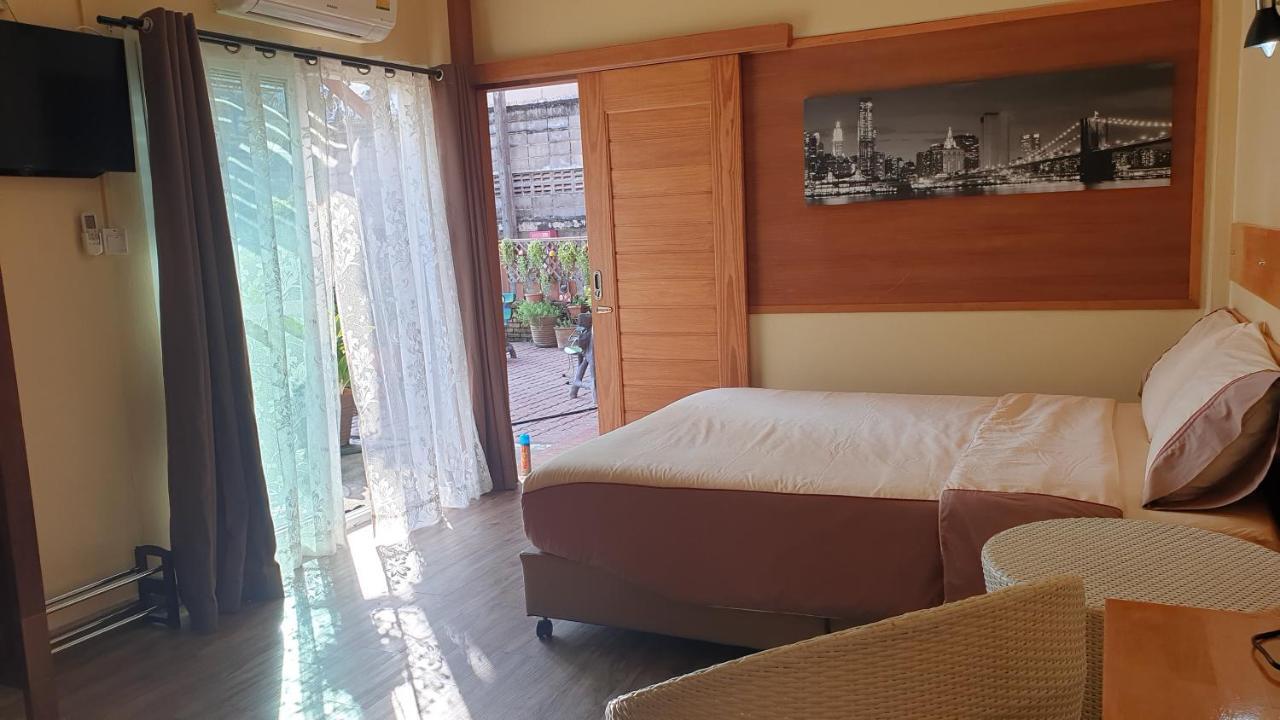 Little Guest House Hotel Csiangmaj Kültér fotó