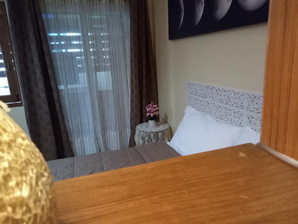Little Guest House Hotel Csiangmaj Kültér fotó